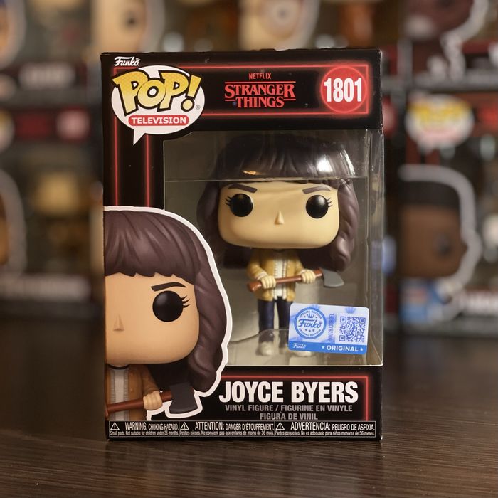 Колекційна ексклюзивна фігурка Funko Pop! Джойс Баєрс 1801 Дивні Дива Joyce Byers with axe Stranger Things Фанко поп Статуетка Подарунок