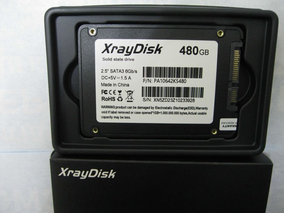 SSD диск 512 gb.