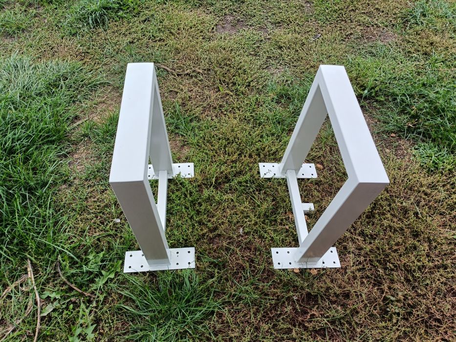 Ławka albo same nogi ławki do do domu,altany