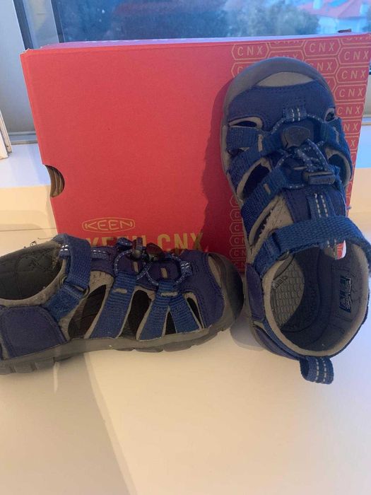 Sandálias Keen modelo Seacamp II tamanho 29
