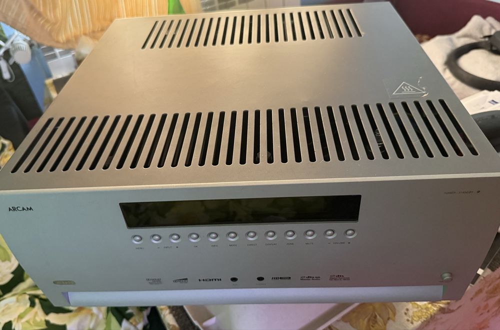 ARCAM AVR600/S legendarny amplituner