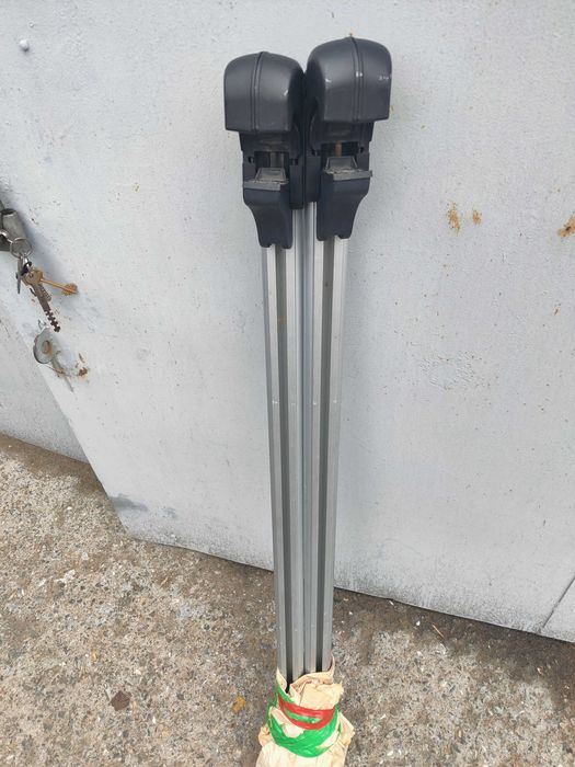 Поперечини під багажник Mitsubishi Pajero 4