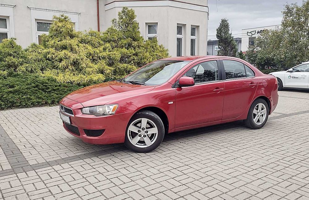 Mitsubishi Lancer