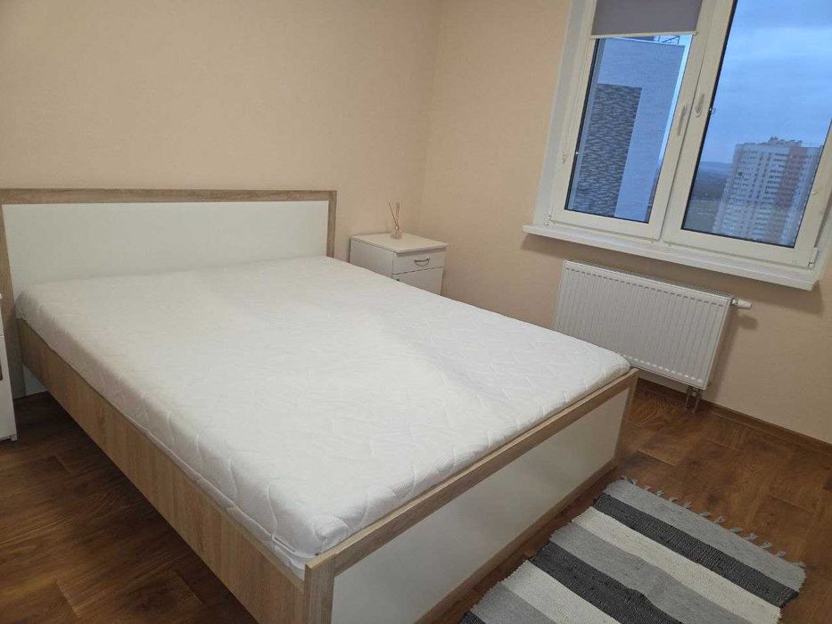 Сдам 2кім. кв. з ремонтом ЖК Ревуцький метро Харківська