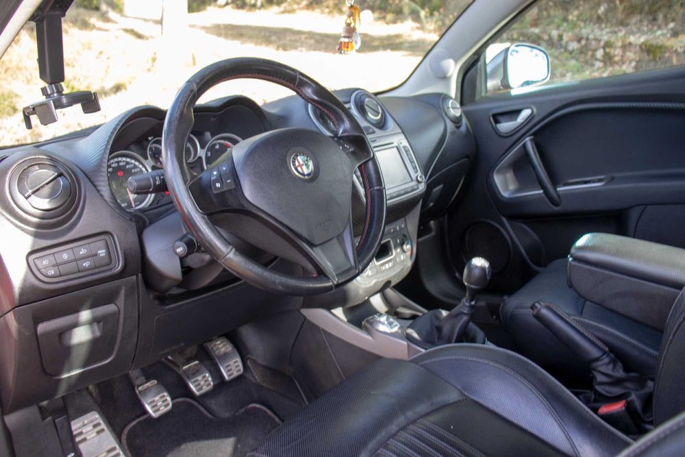 Alfa Romeo MiTo 1.3 JTD – 2013 – Económico e Fiável
