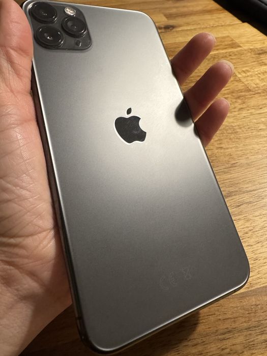 iPhone 11 Pro Max –  64G