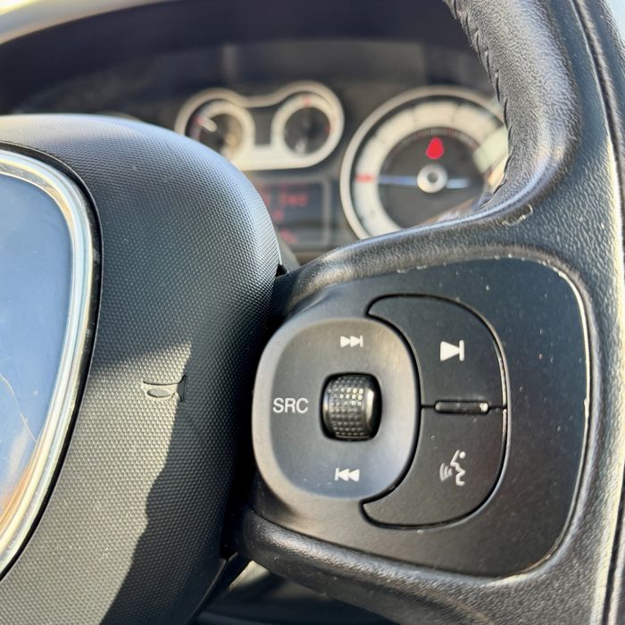 Fiat 500L 0.9 TwinAir 110.000km DESDE 109€ Mês