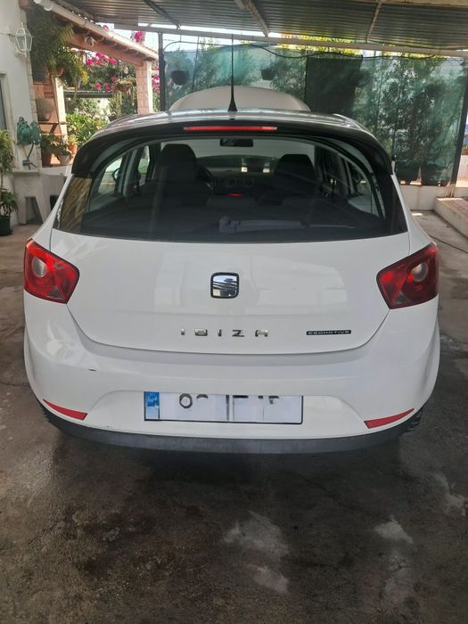 Seat Ibiza 1.4 80 cv — photo 2