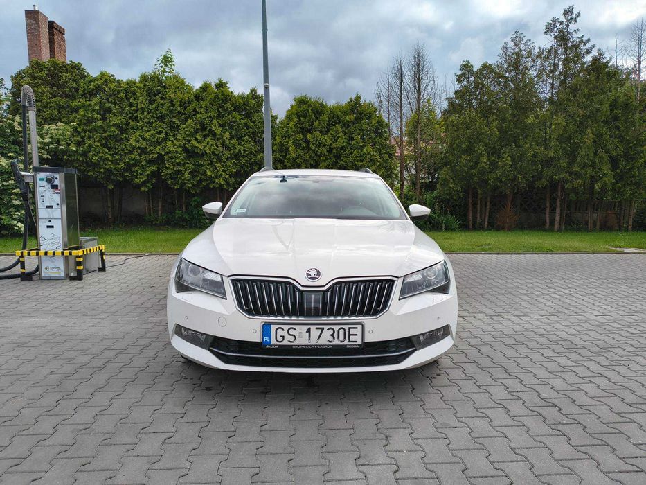Skoda Superb III kombi 1,8 TSI Krajowa