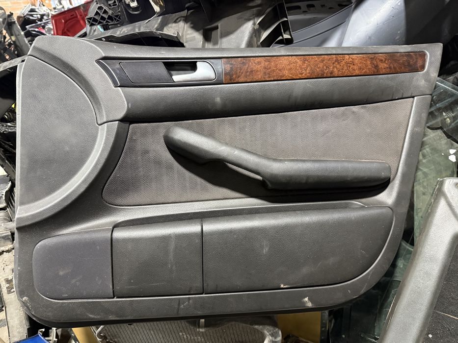 Дверные карты audi A6 c5