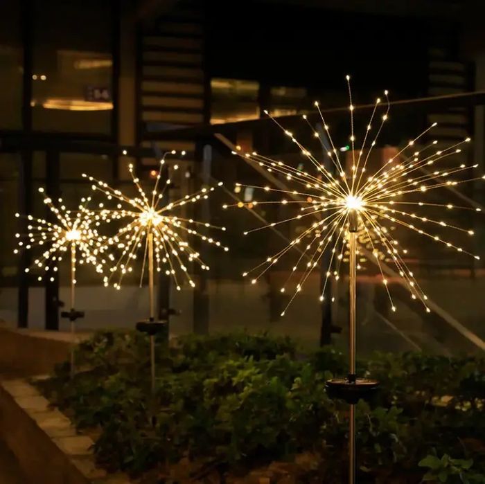 Ліхтар садовий Феєрверк газонний на сонячній батареї, 90 led, 8 режимі