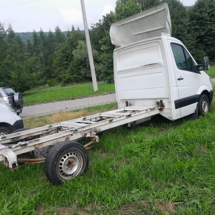 Mecedes, rama pod zabudowę, pomoc drogową.