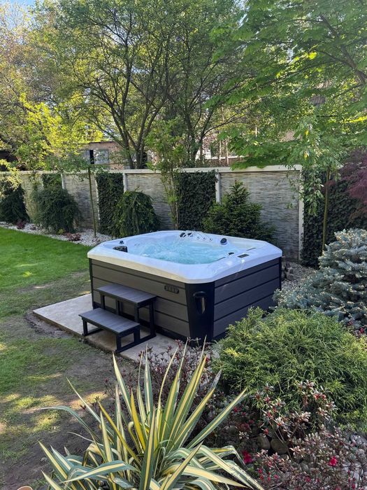 Jacuzzi Arizona dla 2-3 osób - dostępne od ręki