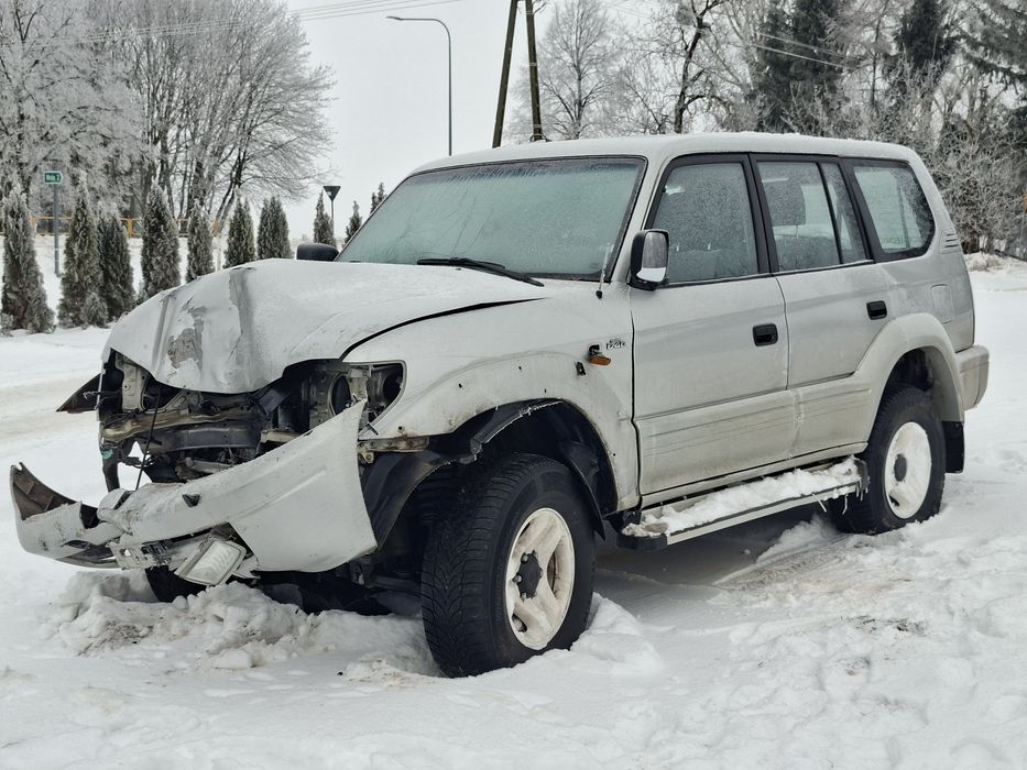 Na części - LandCruiser KDJ95