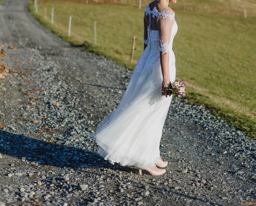 Suknia Ślubna - koronka, bolerko, hiszpanka, MADONNA - ŚLICZNA