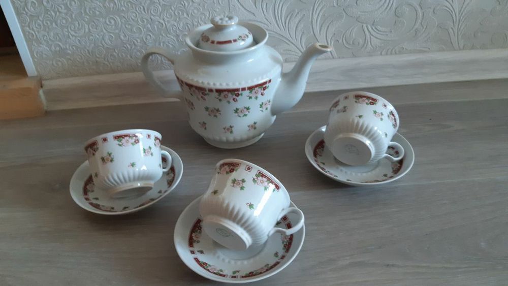 Часть сервиза СССР, Тернопольский фарфор,деколь