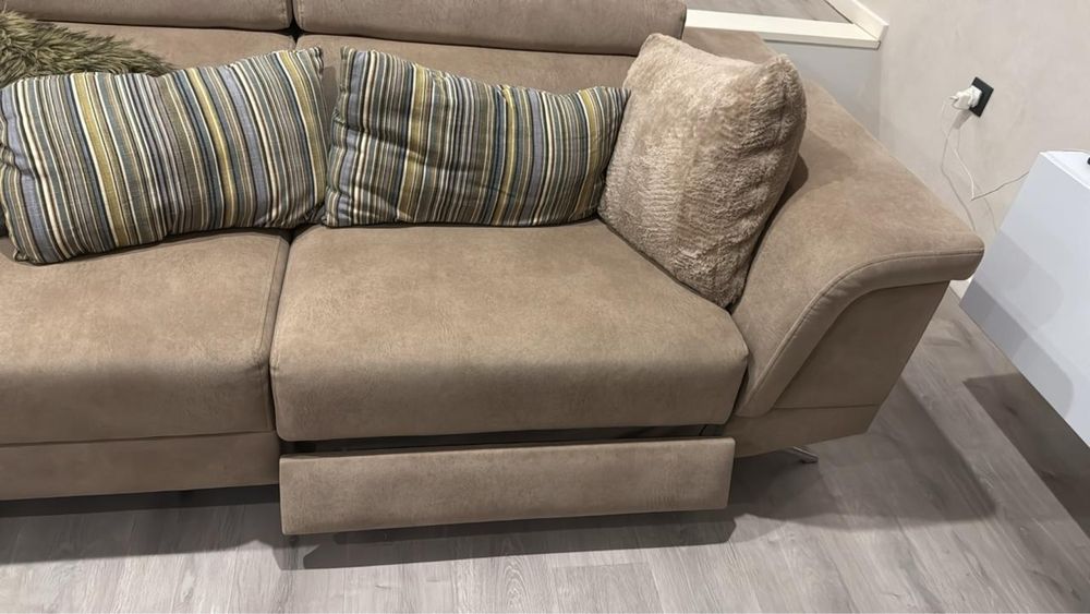 Sofá Modular Premium Grande e Confortável – Excelente Estado