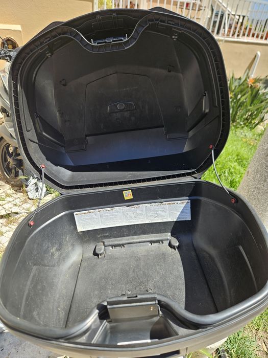 Top Case Givi Blade MT09