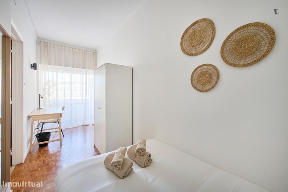 Quarto - localizado em Alvalade Lisbon