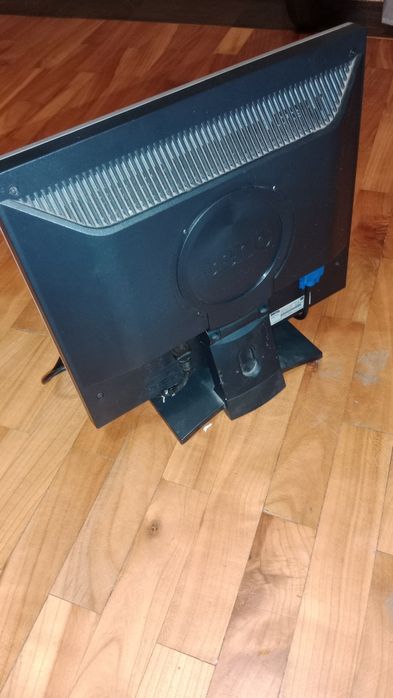 Monitor BENQ T705
