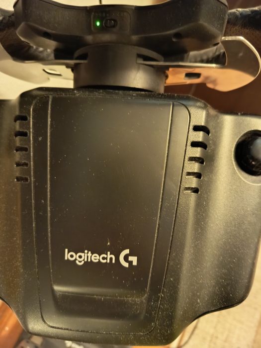 Conjunto Logitech - Set completo (com suporte)