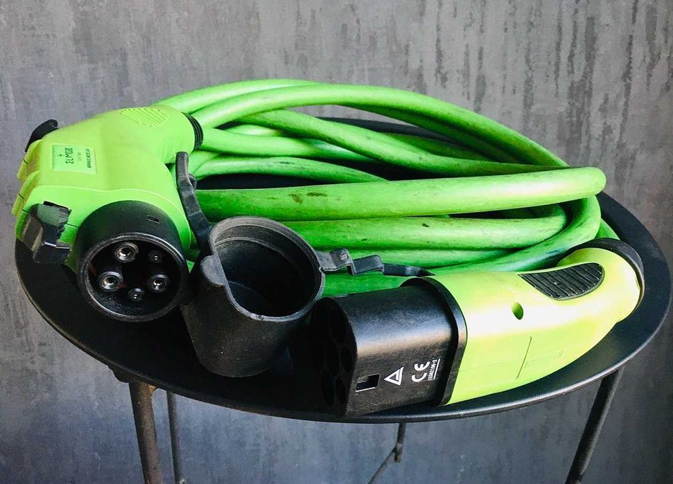 Зарядный кабель Type 2 > Type 1 / 32А (7кВт) / 6 метров / БУ