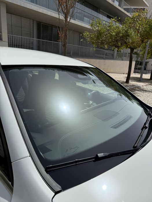 Mercedes-Benz A 250 e Limousine (2025) - Garantia de fábrica Mercedes-Benz