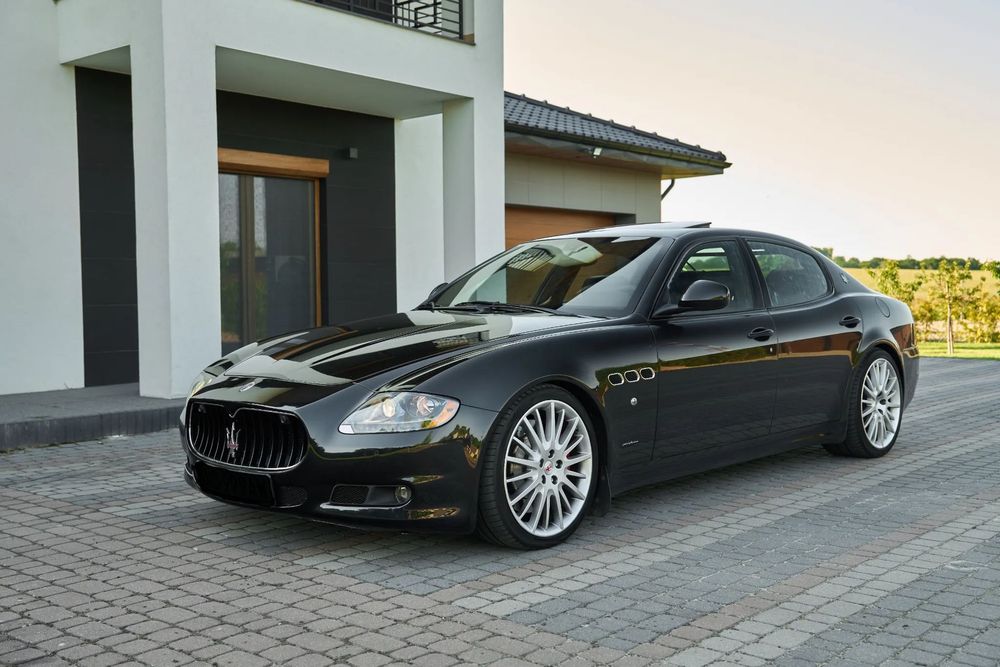 Maserati Quattroporte