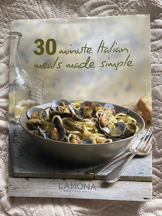 30 Minute Italian Meals Made Simple - Angela Boggiano