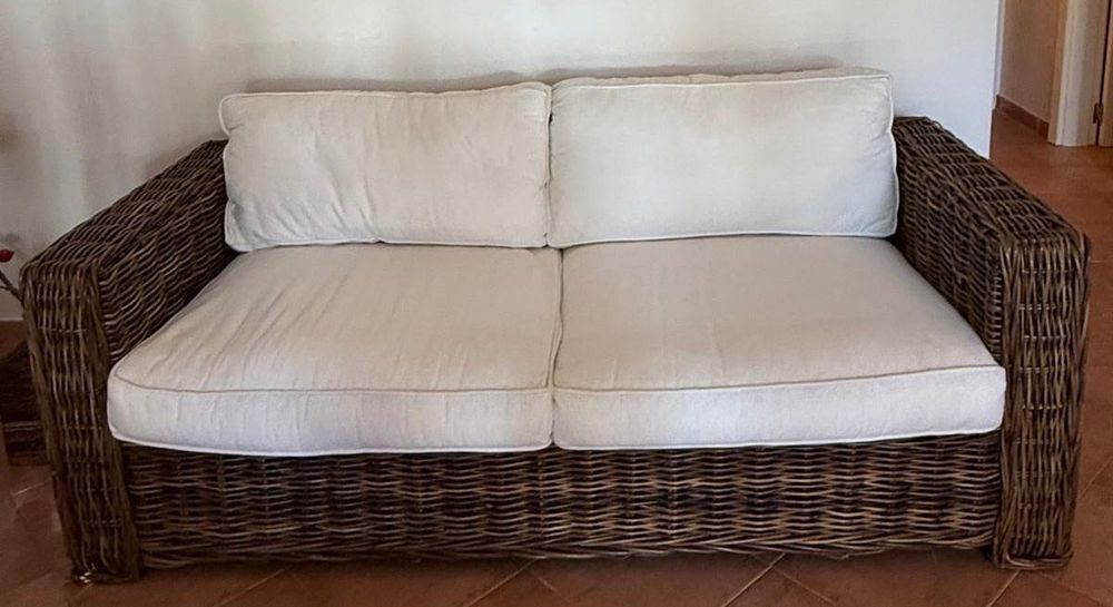 Sofá 2 Lugares Verga interior/exterior pouco uso