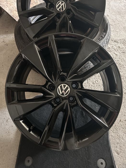NEGOCIAVEL  Jantes novas originais VW 5x100