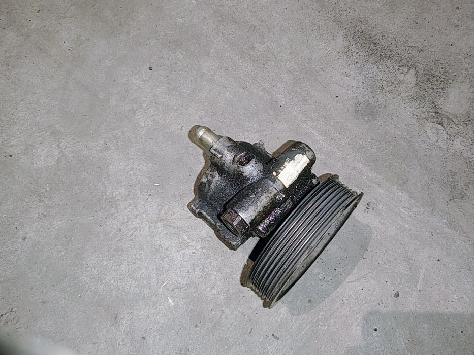 Renault Espace IV 3.0 dCi pompa wspomagania 8200.223.611 i inne