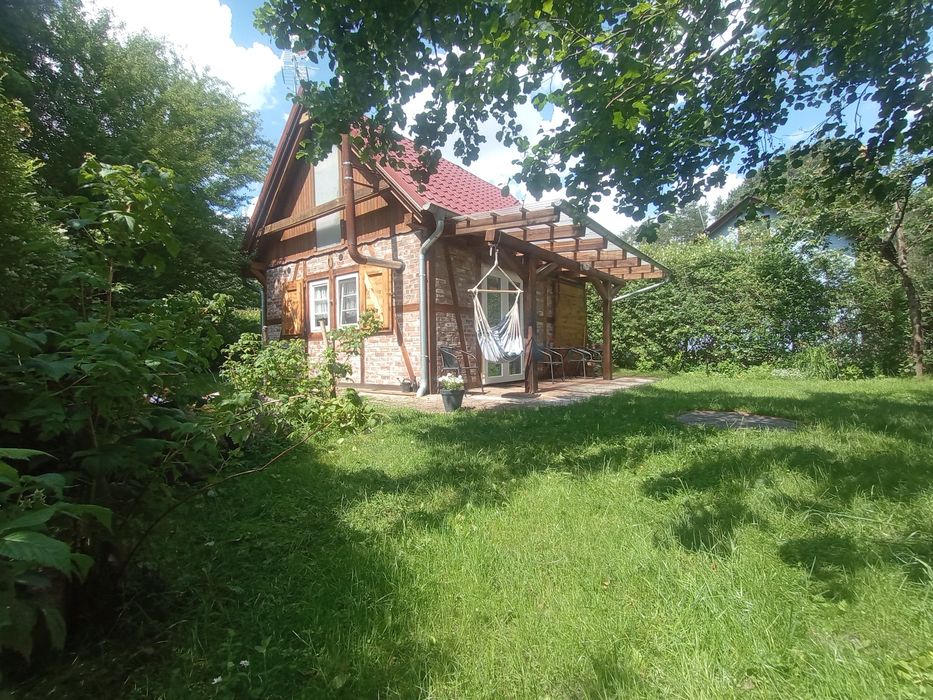 Domek nad jeziorem Tarnowskie Duże Jodłów k. Sława