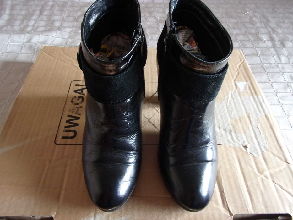 Ocieplane krotkie kozaczki damskie na obcasie 39