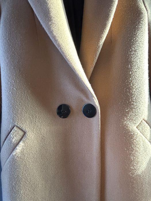Płaszxz Lux Wear S camel dlugi