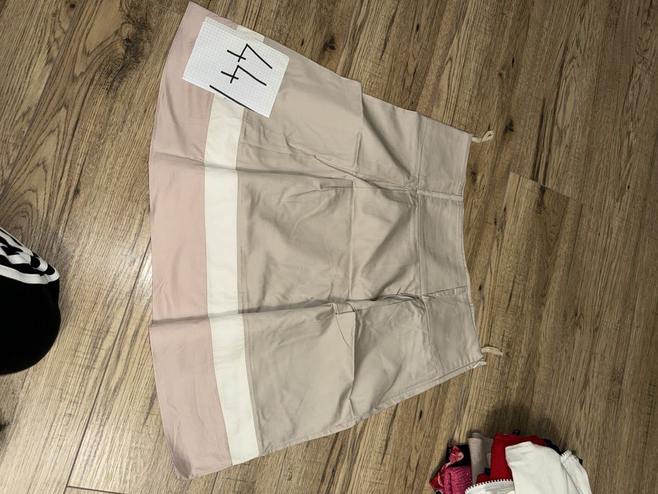 Paka damskich ubrań