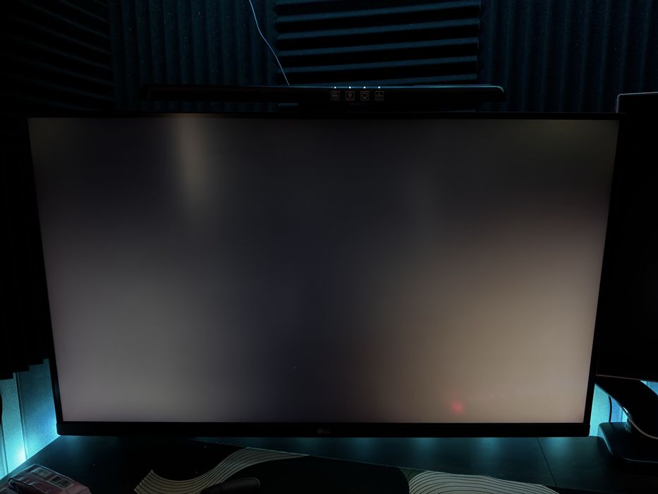 Монітор LG 32UN650-W, 32” 4K IPS