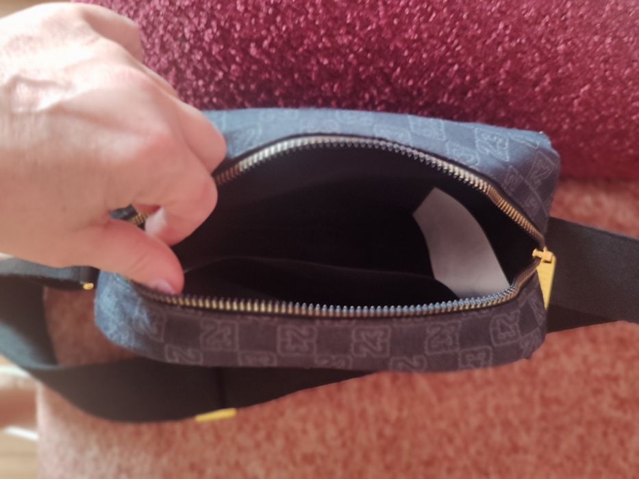 Барсетка чоловіча