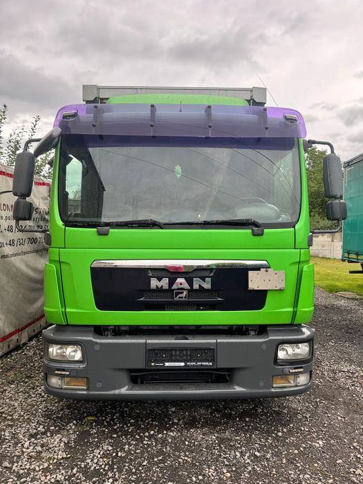 MAN