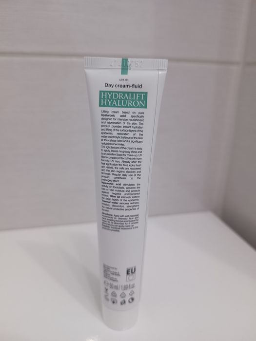 Revuele spf 15 krem fluid na dzień