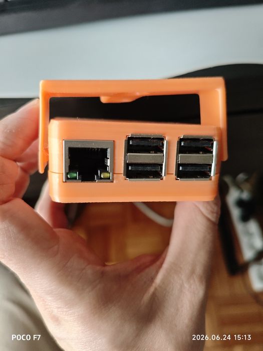 Raspberry pi 3b+ +Caixa + dissipadores