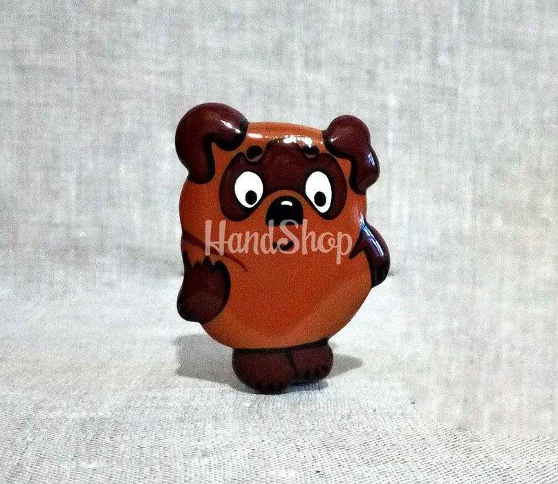 Нові розписані дерев'яні дитячі брошки на вибір