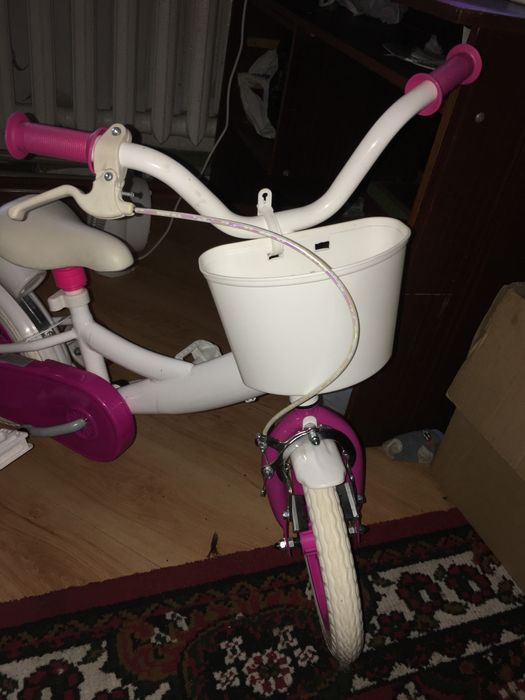 Дитячий велосипед для дівчинки