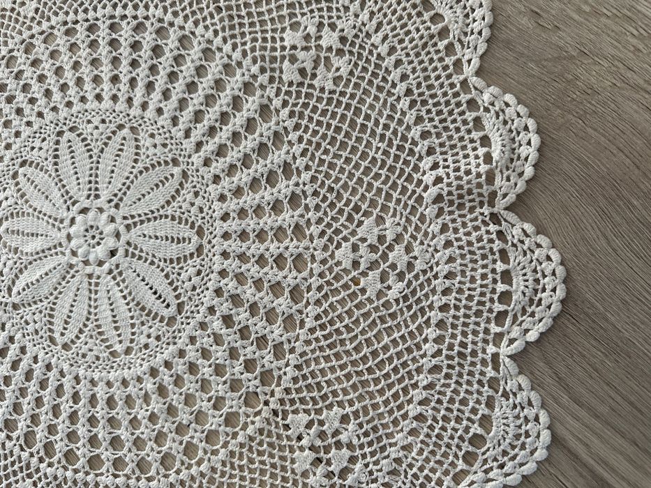 Serweta szydełko śr. 60 biała