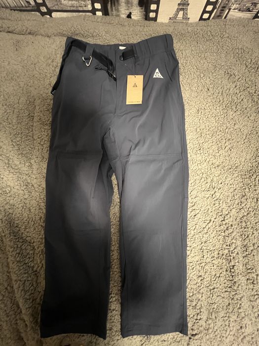 Продам штани nike acg gorpcore