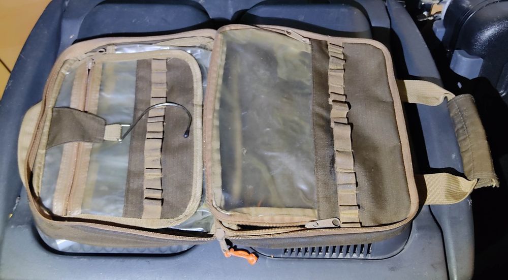 Bolsa de Higiene/nécessaire Beeg