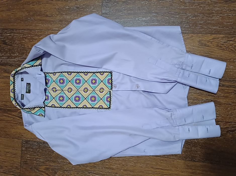 Вишита сорочка на юнака.