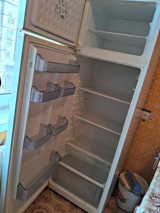 Холодильник SEG 180 см