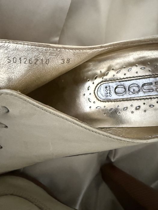 Buty czółenka Hugo bosss
