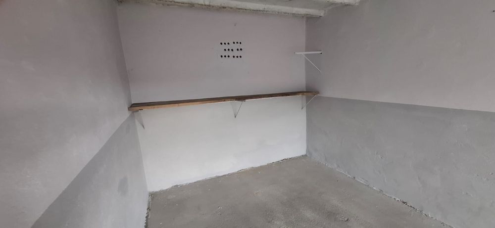 Sprzedam Garaż  Za Lidlem cena do negocjacji